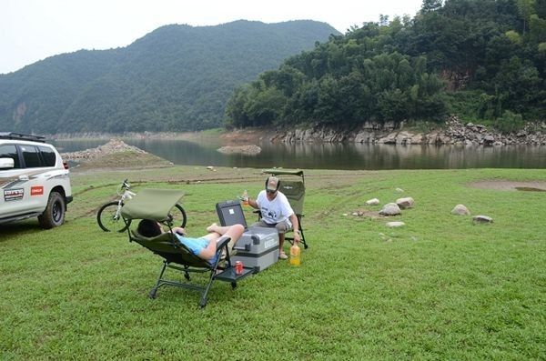 秒殺瑞士軍刀！中國“工兵鏟”霸道走紅世界！