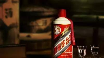 "信陽毛尖"搭上"茅臺"，飲茶又喝酒的“仙股”要飛升？手里還有"成龍"商標(biāo)！