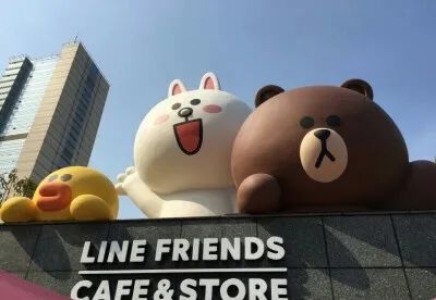 LINE FRIENDS大撤退，表情包IP的“老本”可不好啃