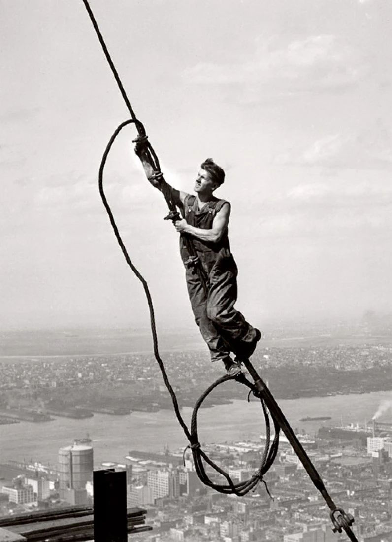 Lewis Hine：一位攝影師的“摩登時(shí)代”